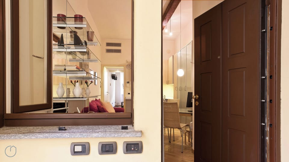 Apartment (1 Bedroom) | Interior