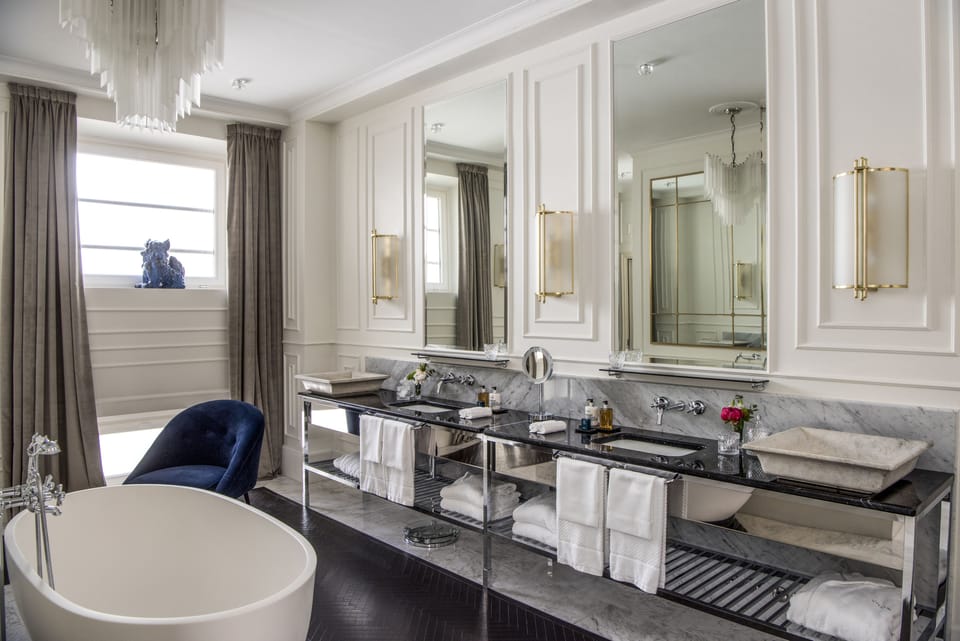 Rainfall showerhead, designer toiletries, hair dryer, bathrobes