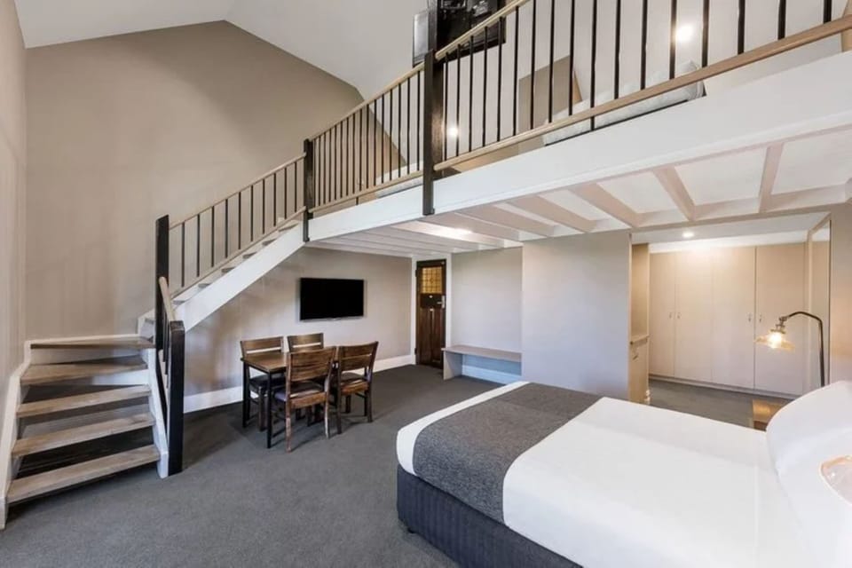 Premium bedding, minibar, desk, laptop workspace
