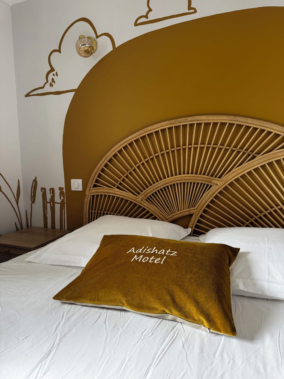 Comfort Double Room | Free WiFi, bed sheets