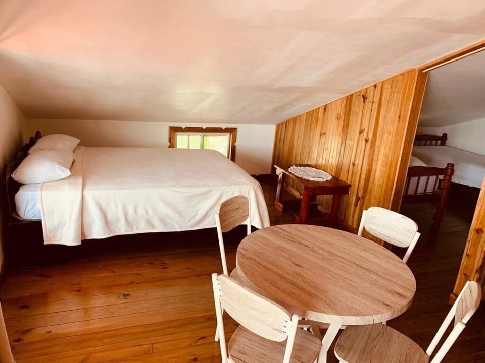 Family Quadruple Room | Bathroom | Shower, free toiletries, hair dryer, towels