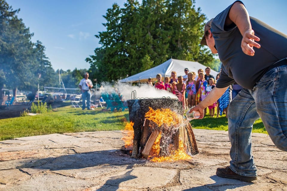 American cuisine, beach views 