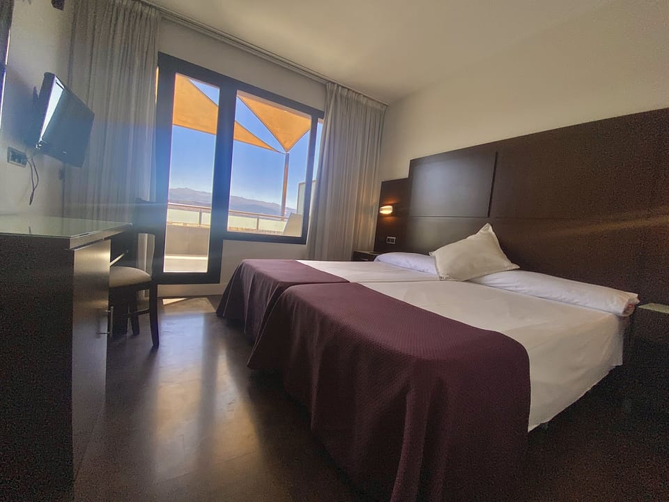 Double Room with Terrace | In-room safe, desk, laptop workspace, soundproofing