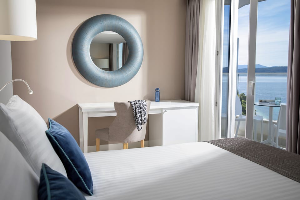 Superior Room Sea View | Hypo-allergenic bedding available, minibar, in-room safe