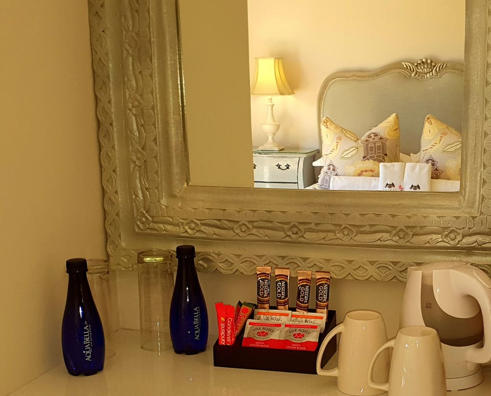 Superior Room | Coffee and/or coffee maker