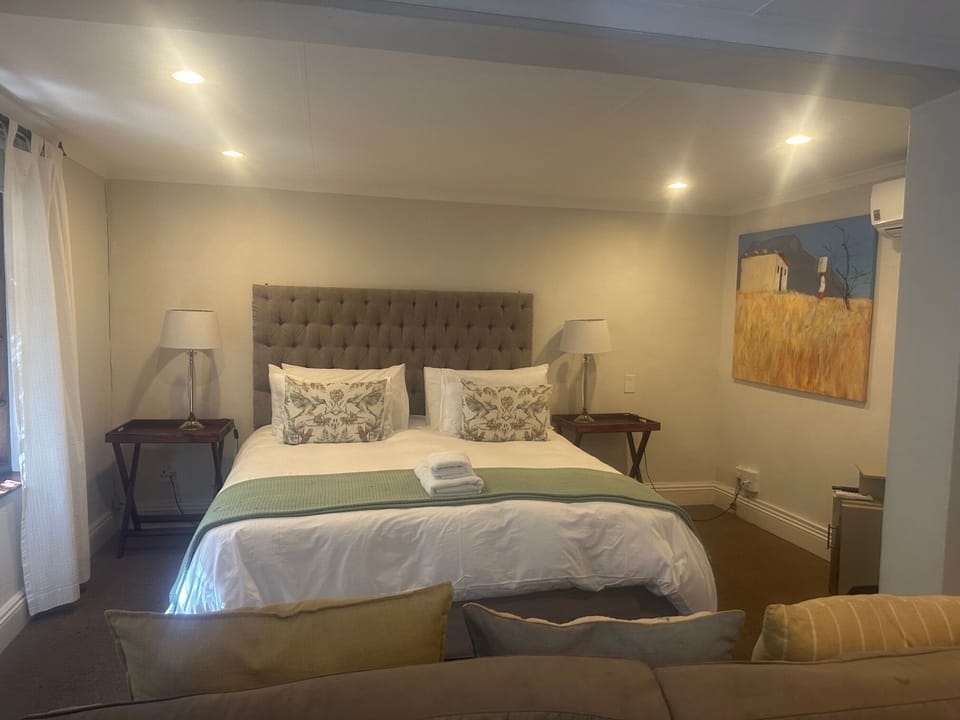 Family Room | Desk, free WiFi, bed sheets, wheelchair access