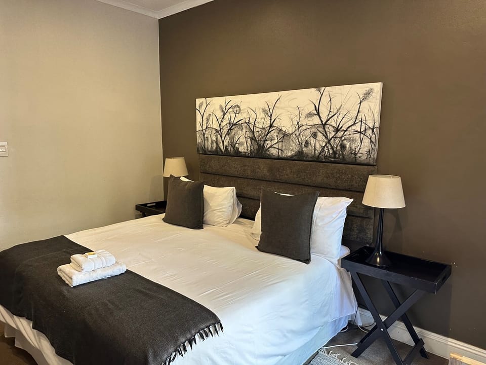 Standard Double Room | Desk, free WiFi, bed sheets, wheelchair access