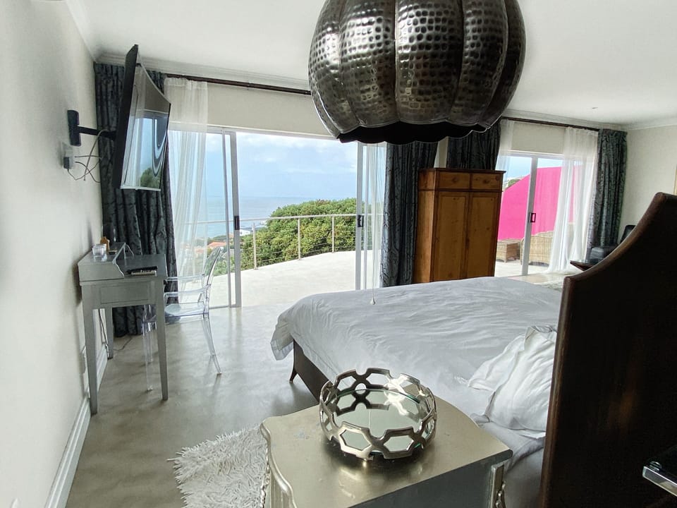 Deluxe King Suite | View from room