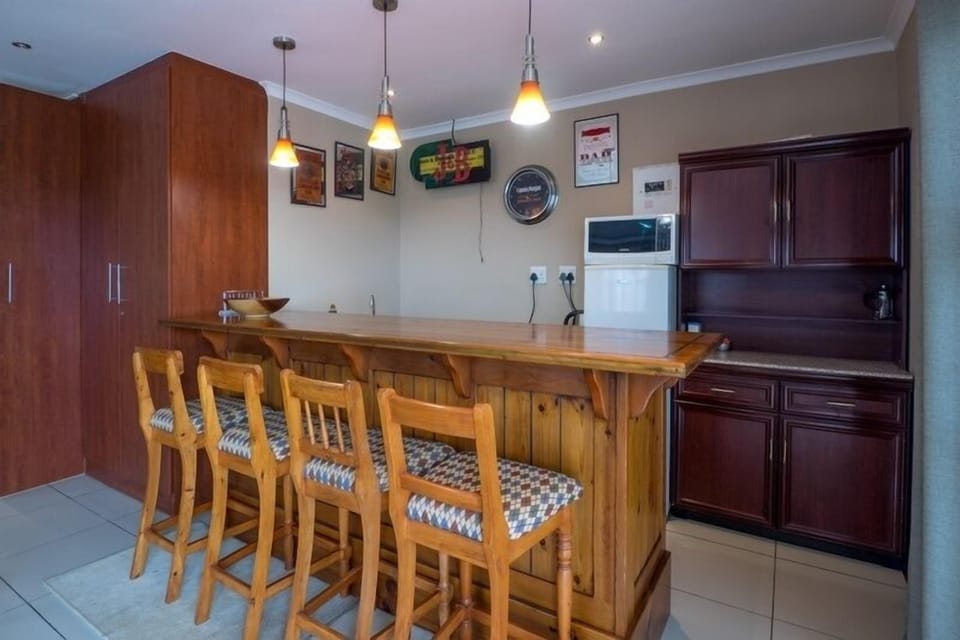 Basic Double Room | Private kitchen | Fridge, coffee/tea maker, electric kettle