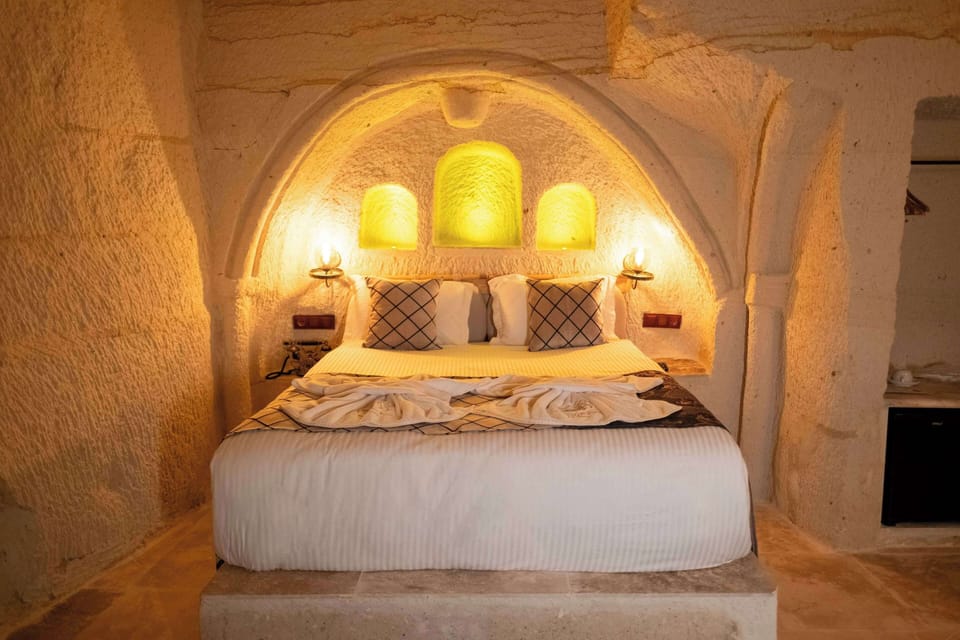 Superior Room | Egyptian cotton sheets, premium bedding, soundproofing