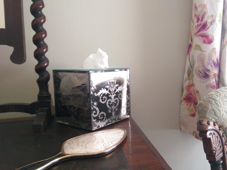 Premium Double Room, Ensuite (The Bruce Room) | Premium bedding, soundproofing, iron/ironing board, bed sheets