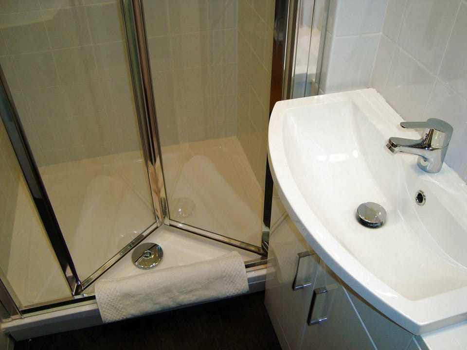 Superior Double Room, Ensuite (The Cunningham Room Four Poster) | Premium bedding, soundproofing, iron/ironing board, bed sheets