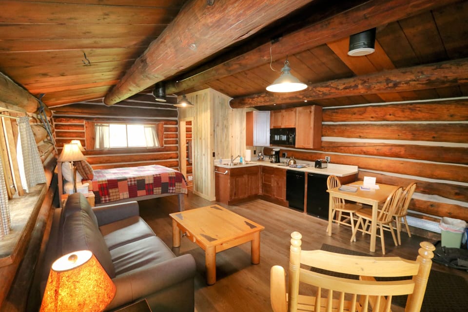 Skier's Cabin | Individually decorated, individually furnished, bed sheets
