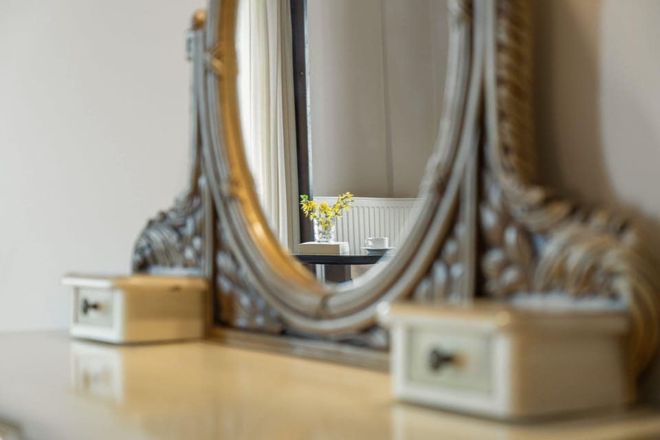 Superior Triple Room, Garden View | Iron/ironing board, free WiFi, bed sheets