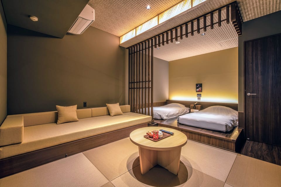 Down comforters, in-room safe, laptop workspace, free WiFi
