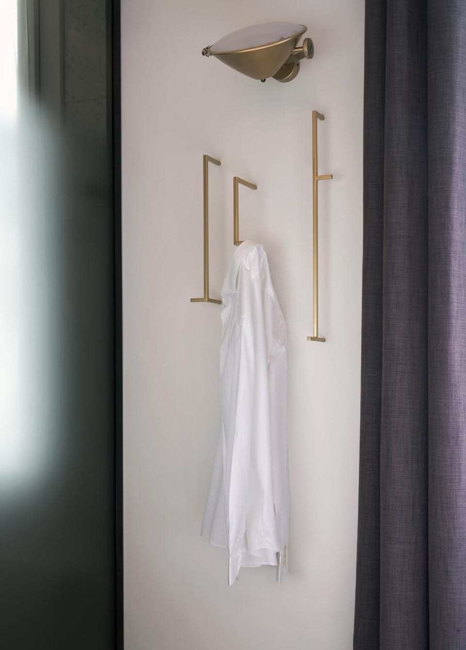 Premium bedding, down comforters, minibar, in-room safe