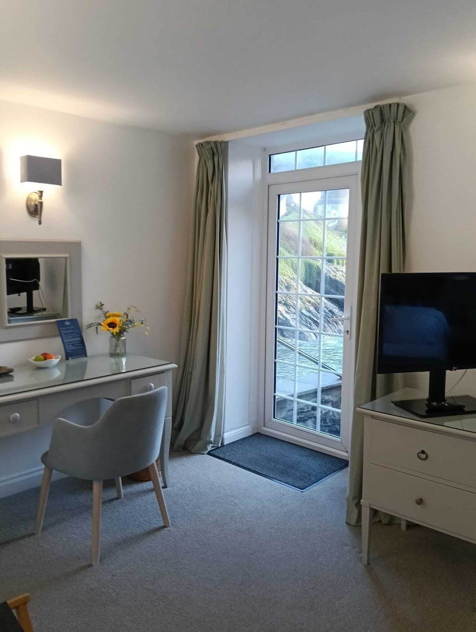 Deluxe Double Room, 1 King Bed, Terrace | Premium bedding, iron/ironing board, travel crib, free WiFi