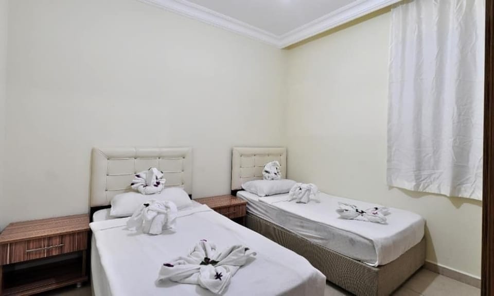 Desk, rollaway beds, WiFi