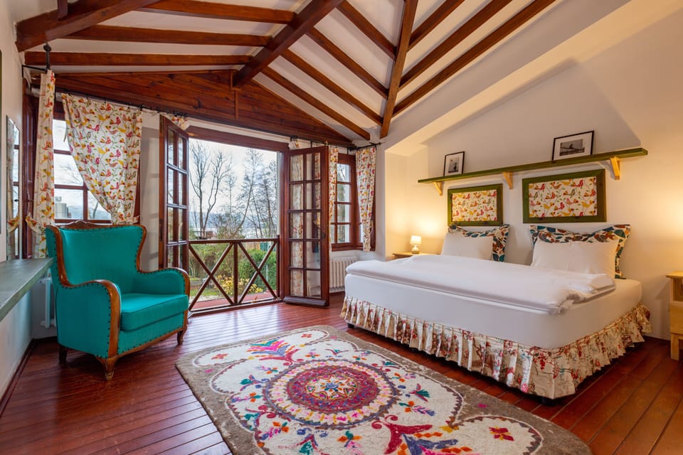 Family Villa, 3 Bedrooms, Lake View | Lake view
