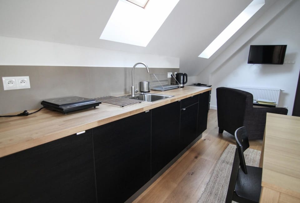 Studio (Creta) | Private kitchenette | Fridge, stovetop, coffee/tea maker, electric kettle