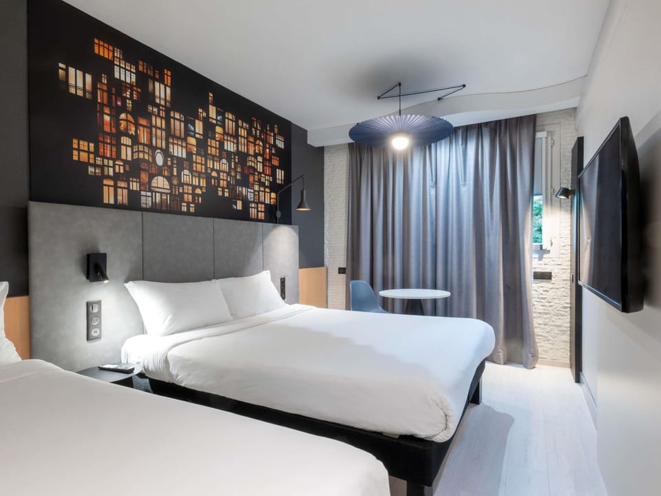 Standard Room, Multiple Beds | In-room safe, individually decorated, individually furnished, desk