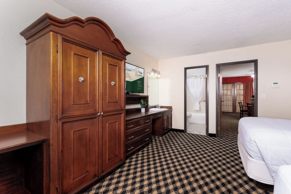 Suite, Multiple Beds, Non Smoking | 1 bedroom, premium bedding, pillowtop beds, blackout drapes