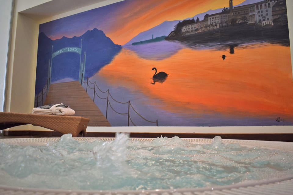 Royal Suite, 1 King Bed | Free minibar, in-room safe, desk, free WiFi