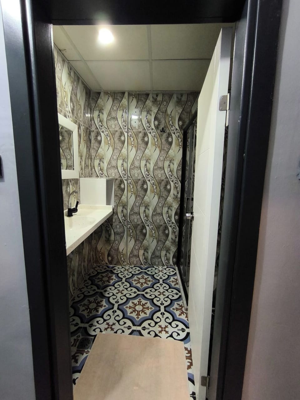 Family Room, 2 Bedrooms | Bathroom | Shower, eco-friendly toiletries, hair dryer, slippers