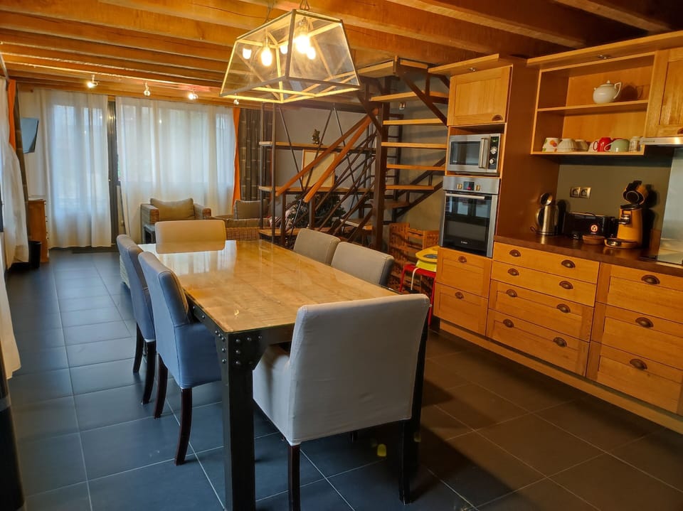 Standard House, Ensuite (L'Atelier) | Dining