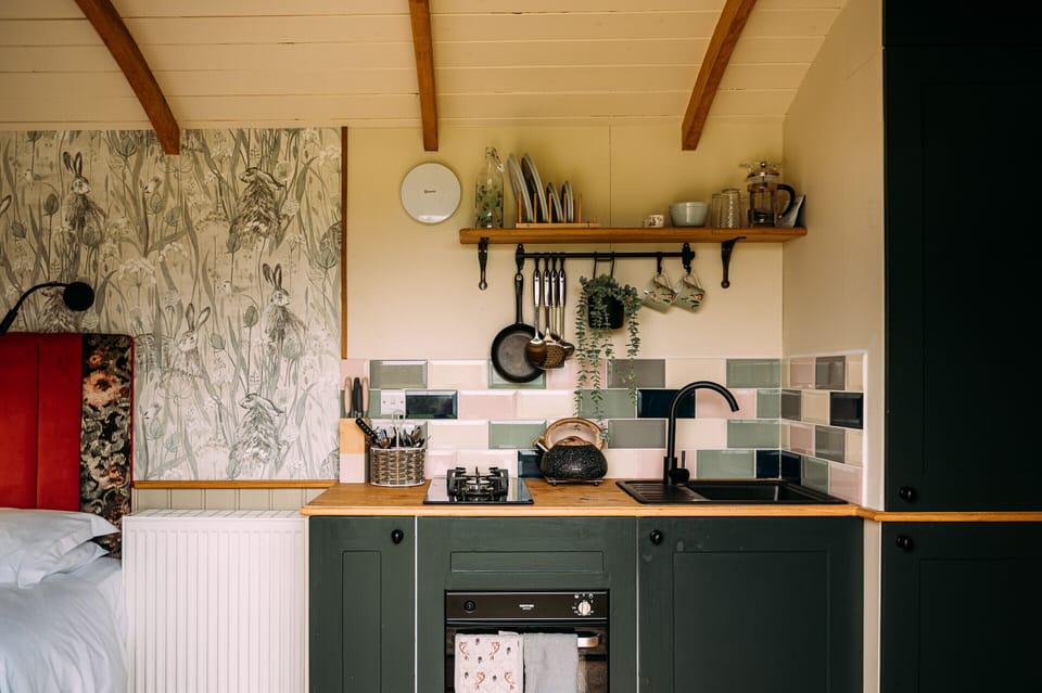 Luxury Room, Ensuite, Mountain View (Shepherd Hut) | Private kitchen | Electric kettle