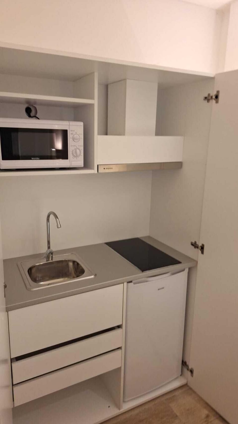 Fridge