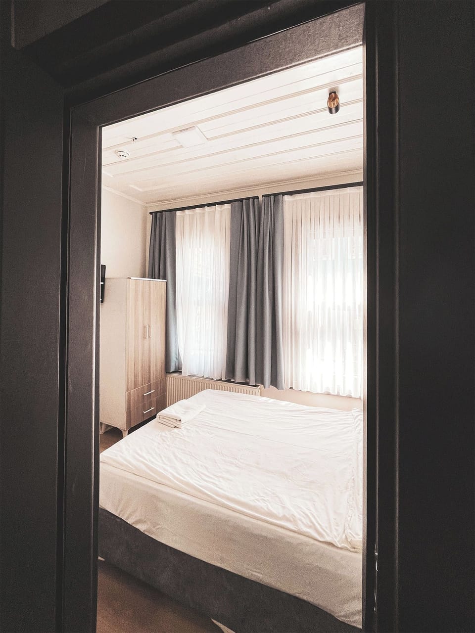 Deluxe Double Room | Premium bedding, WiFi (free), bed sheets