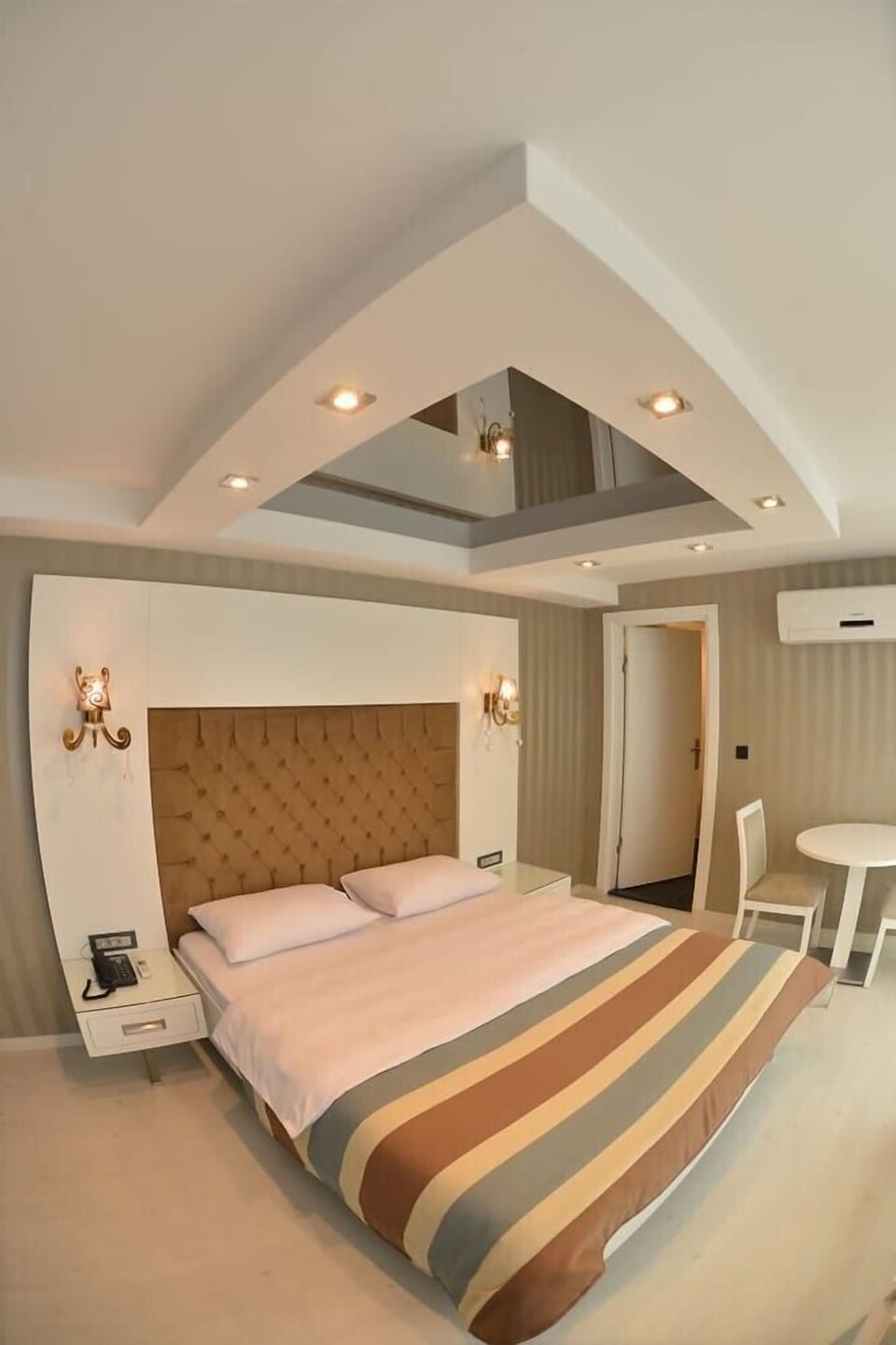 Deluxe Double Room, Balcony | Minibar, in-room safe, desk, soundproofing