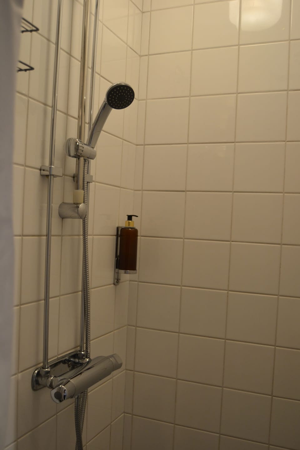 Standard Double Room, 1 Bedroom | Bathroom | Hair dryer, towels