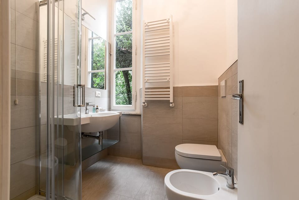 Basic Double Room | Bathroom | Shower, hair dryer, bathrobes, slippers