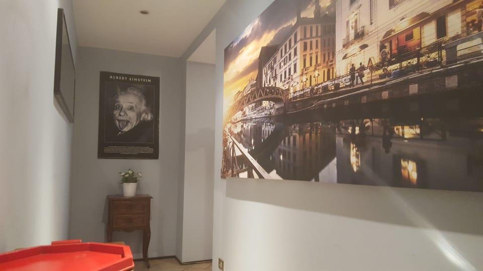 Apartment, 1 Bedroom | 1 bedroom, individually decorated, individually furnished, desk