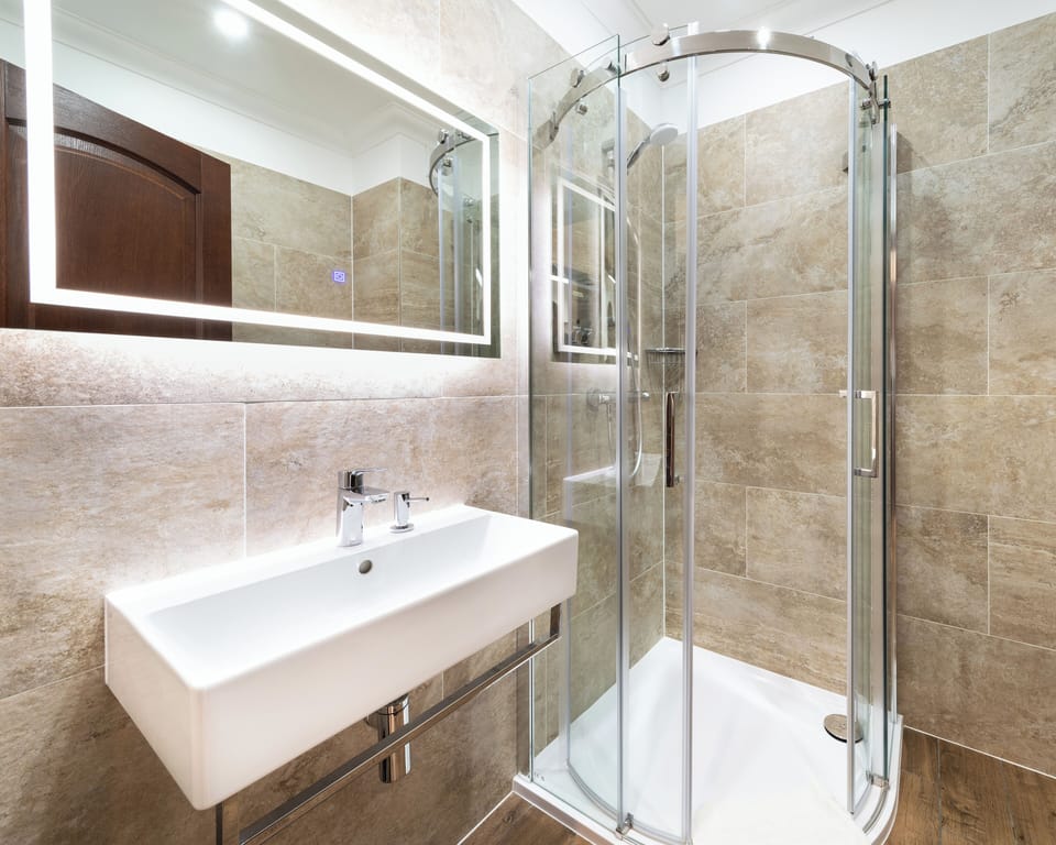 Single Room | Free WiFi, bed sheets