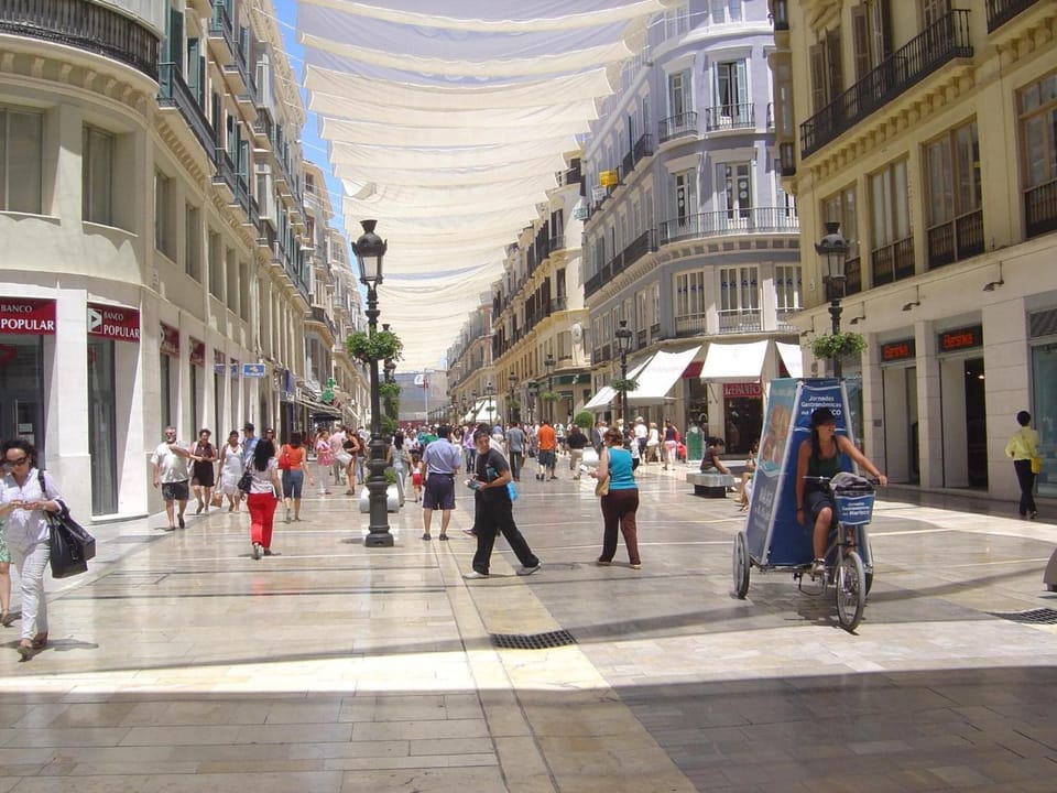 Hostal Larios Hostel in Malaga