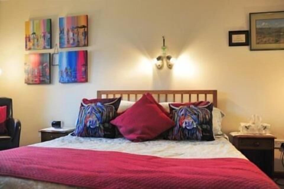 Iron/ironing board, free WiFi
