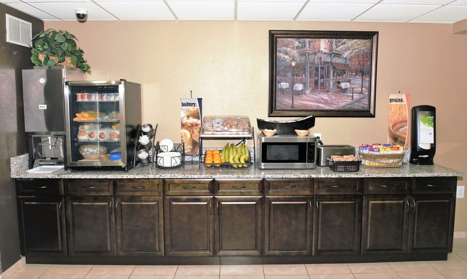 Free daily full breakfast