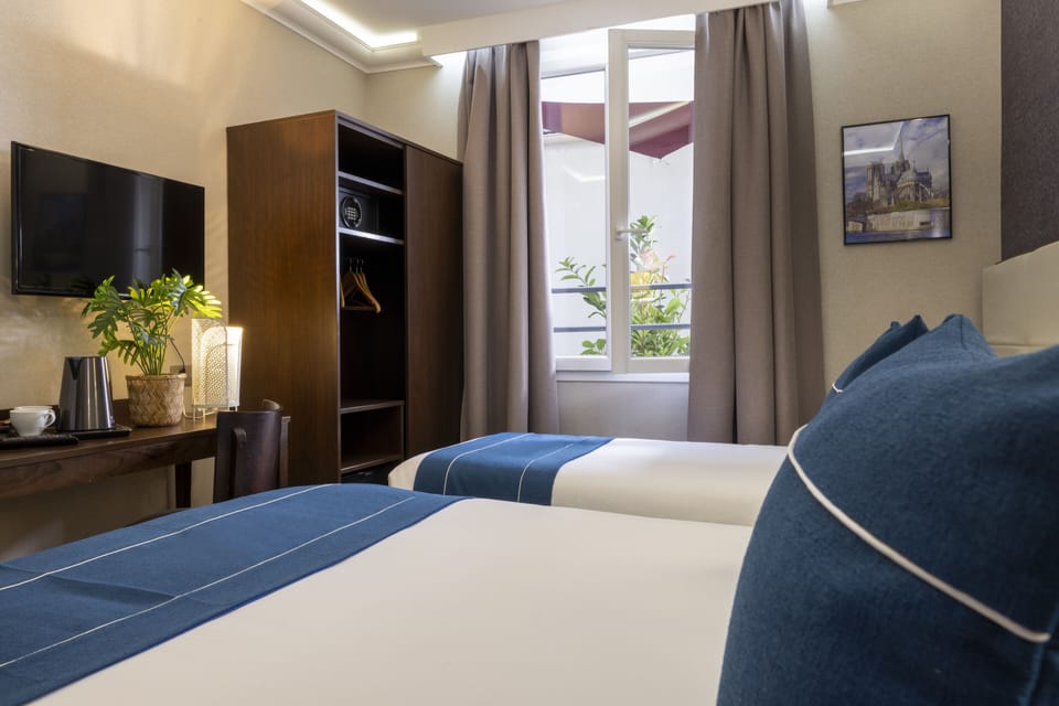 Superior Triple Room | In-room safe, individually furnished, desk, blackout drapes