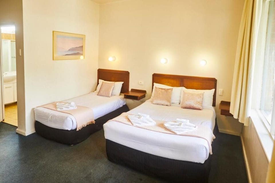 Soundproofing, iron/ironing board, free WiFi, bed sheets