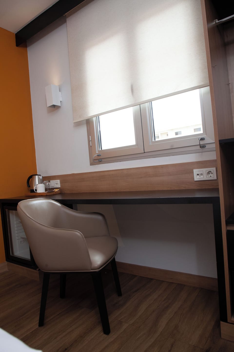 Standard Room | Living area | TV