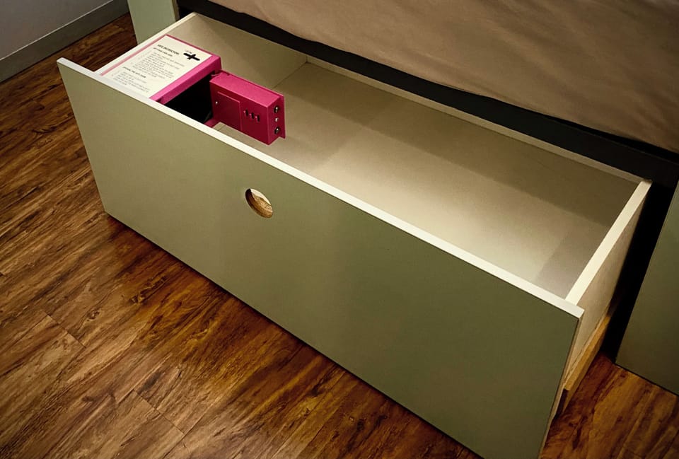 In-room safe, desk, free WiFi, bed sheets