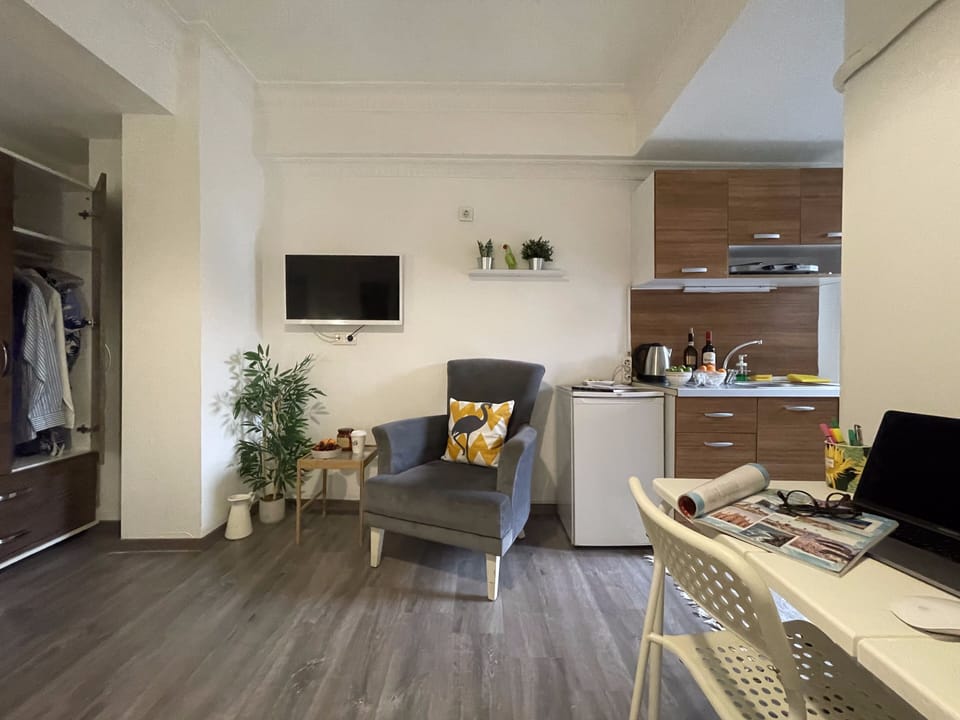 Economy Studio | Premium bedding, minibar, desk, laptop workspace