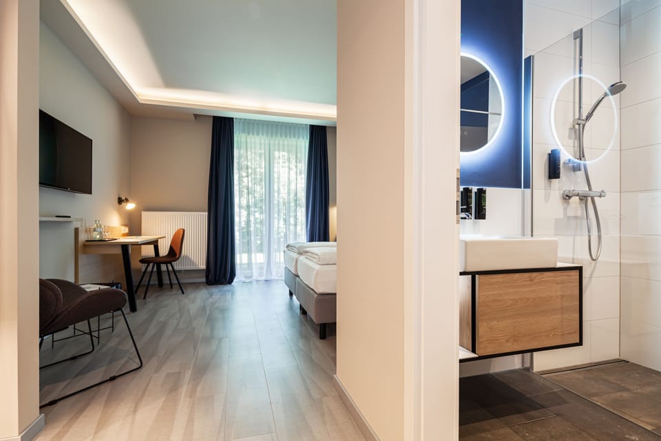 Superior Double Room | In-room safe, desk, laptop workspace, blackout drapes
