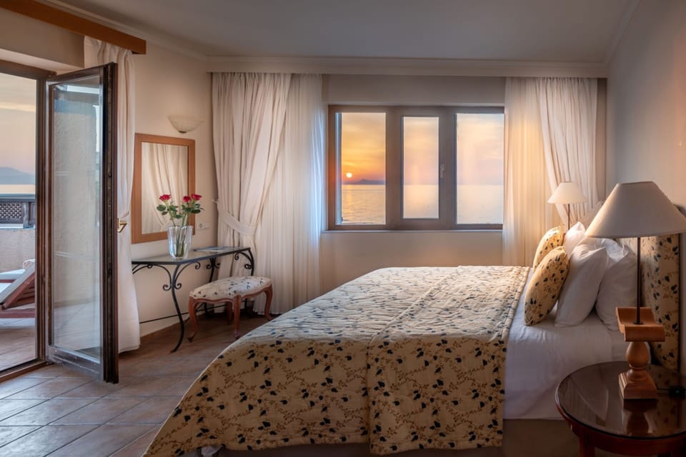 Mythica Two Bedroom Family Suite | In-room safe, free WiFi, bed sheets