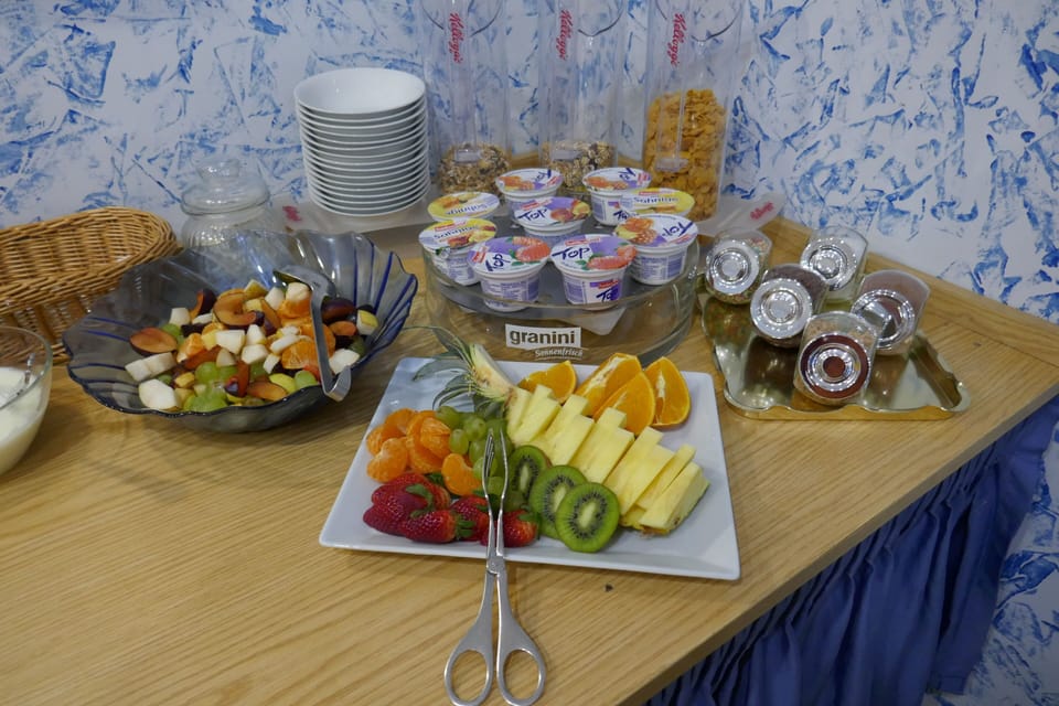 Daily continental breakfast for a fee
