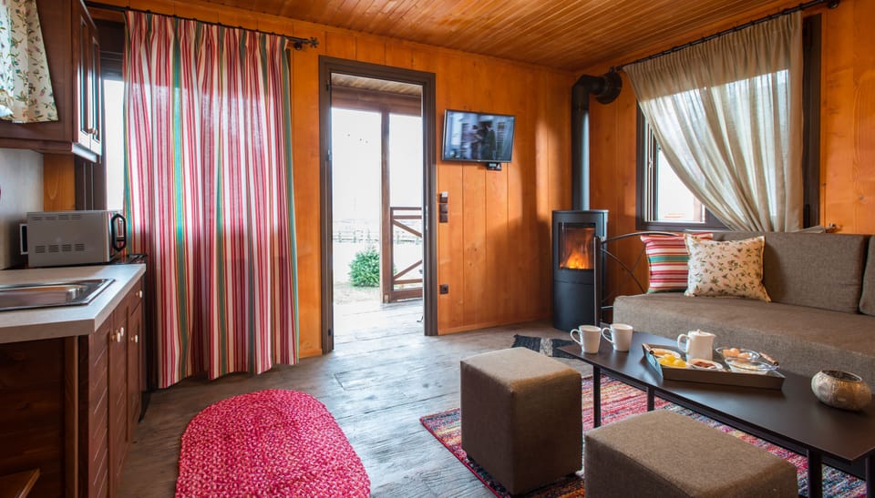 Bungalow, 1 Bedroom | Living area | TV