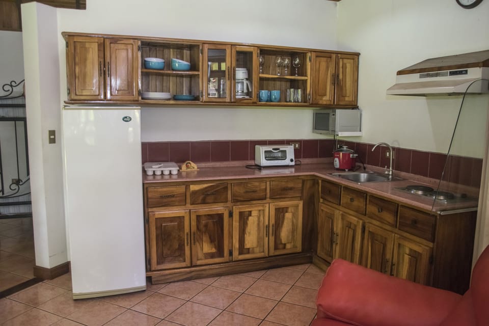 Family Villa, Multiple Beds, Accessible, Garden View | Private kitchenette